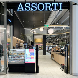 FREOR commercial refrigeration equipment at Assorti